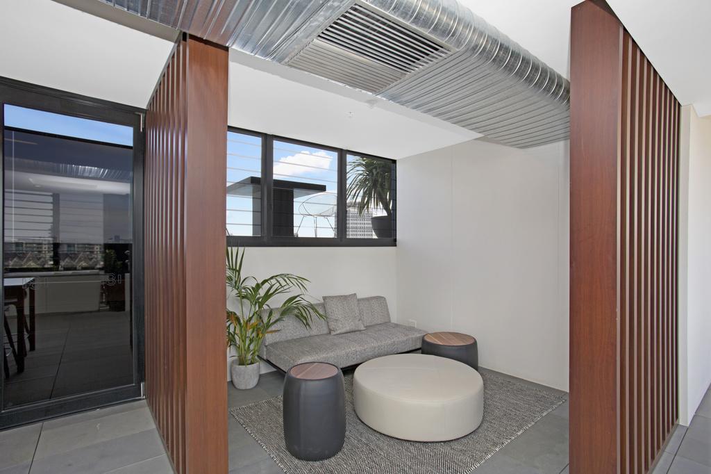 ☆ Heart Of St Kilda ☆ Infinity Pool+Parking+Wifi Διαμέρισμα Μελβούρνη Εξωτερικό φωτογραφία