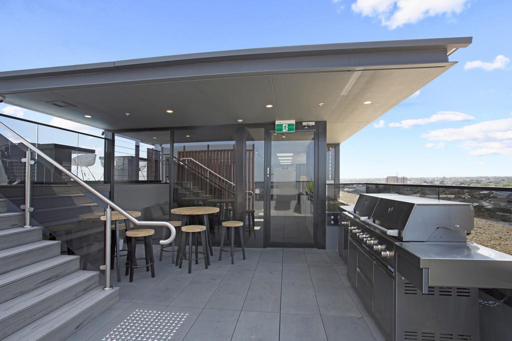 ☆ Heart Of St Kilda ☆ Infinity Pool+Parking+Wifi Διαμέρισμα Μελβούρνη Εξωτερικό φωτογραφία