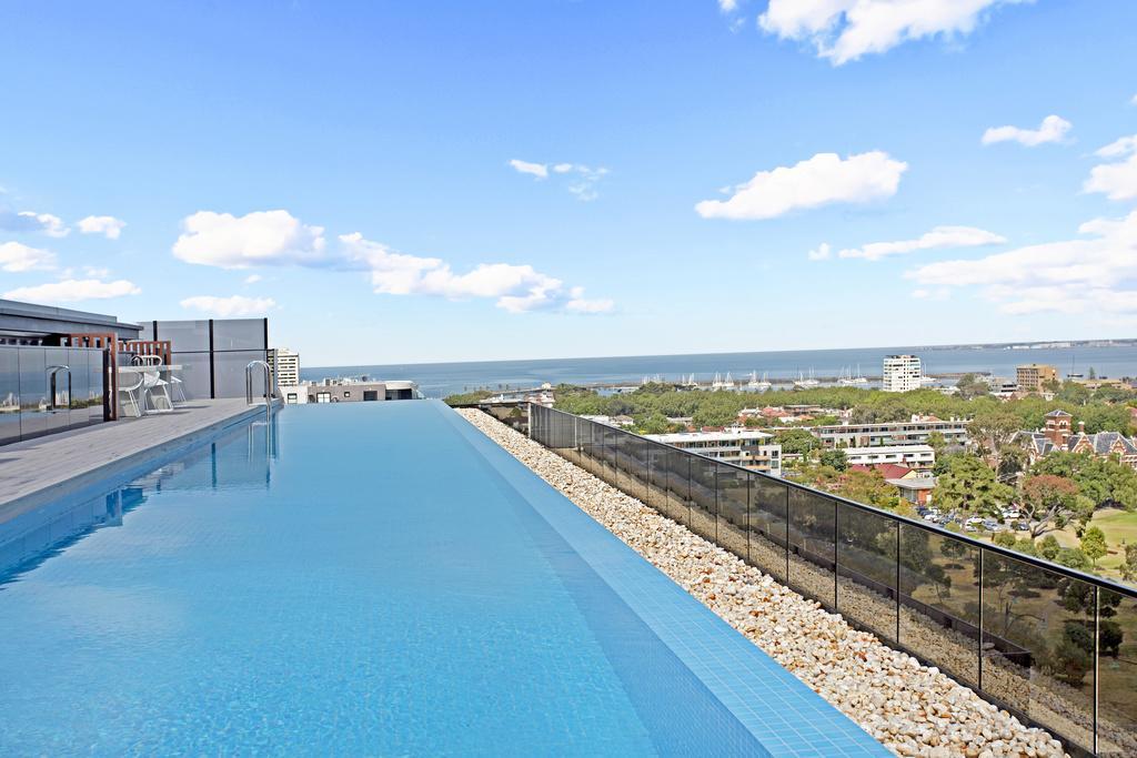 ☆ Heart Of St Kilda ☆ Infinity Pool+Parking+Wifi Διαμέρισμα Μελβούρνη Εξωτερικό φωτογραφία
